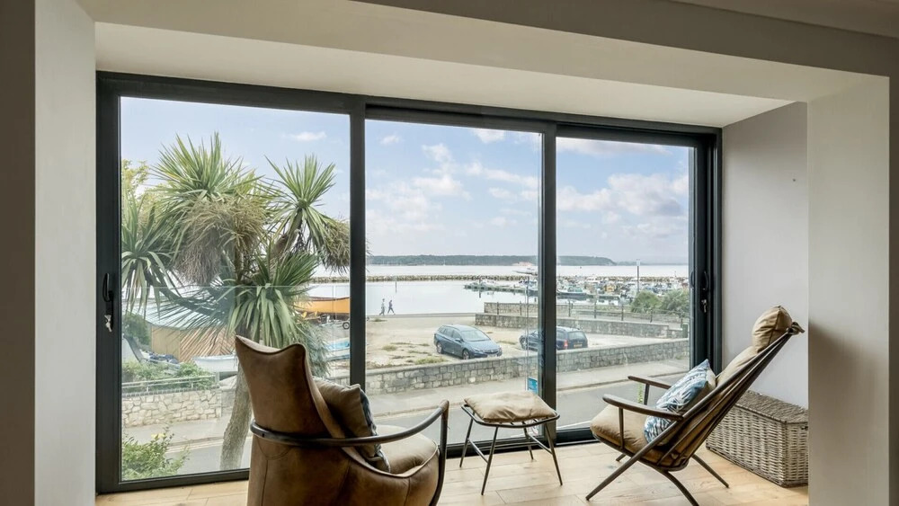 Candle Island View - Superb Harbour Views from Three Floors