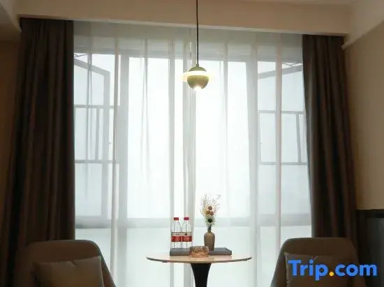 Yixi Hotel (Yueyang Chenglingji Comprehensive Bonded Zone)