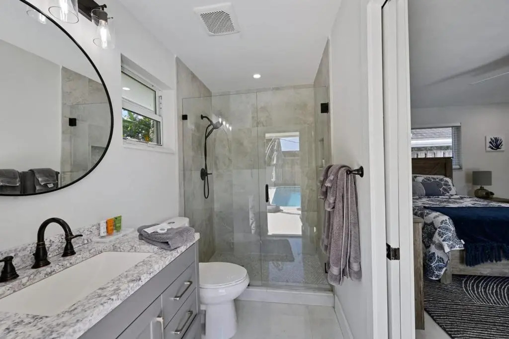 Sail Away Beach Cottage Sleeps 10 Heated Pool