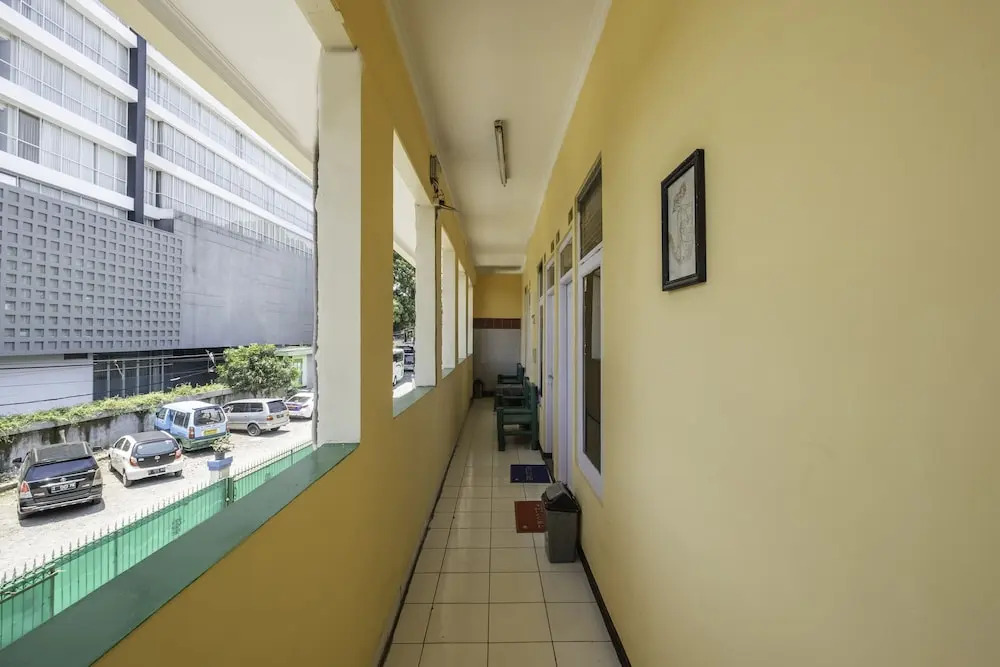 OYO Flagship 1779 Syahransah Guest House