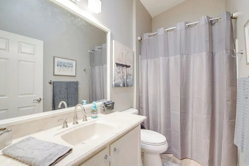 1 Mi to Golf: Home w/ Chic Patio in The Villages