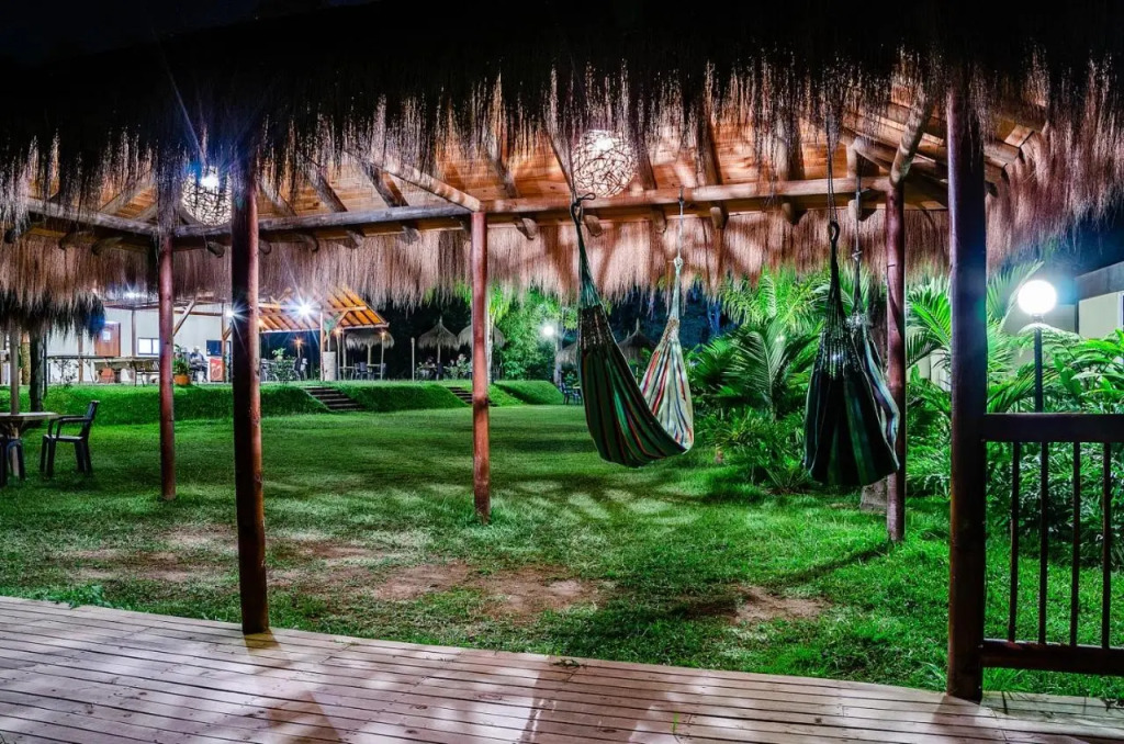 Hotel Pietrasanta Cabañas frente a la Represa Peñol Guatape