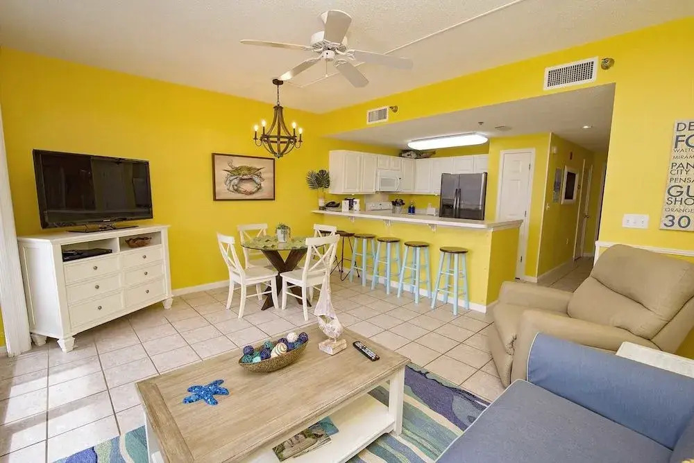 Beach Club 202-d 1 Bedroom 1.5 Bathroom Condo