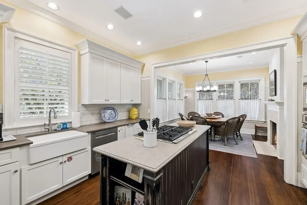 Short Walk to Beach Club, Close to Seaside 3BR Home & Carriage House home