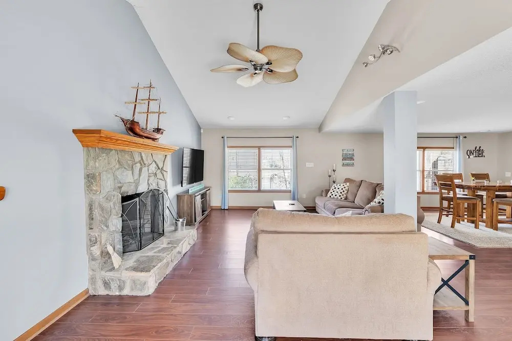 Spacious Hidden Paradise At Lake Norman 4 Bedroom Home