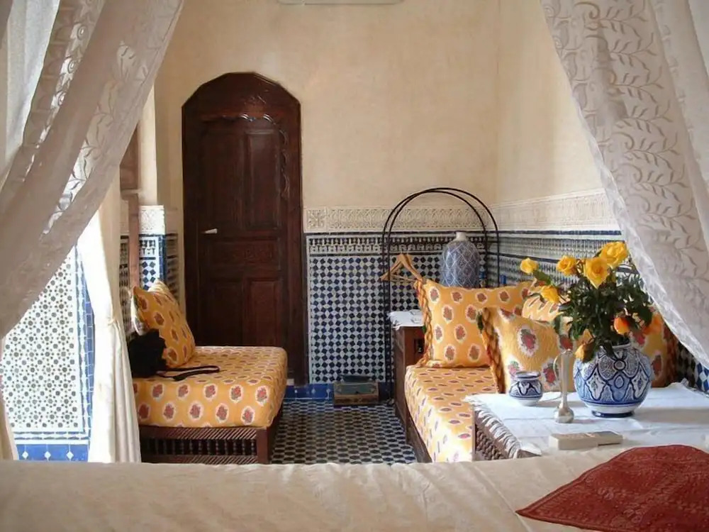 Nadir Home