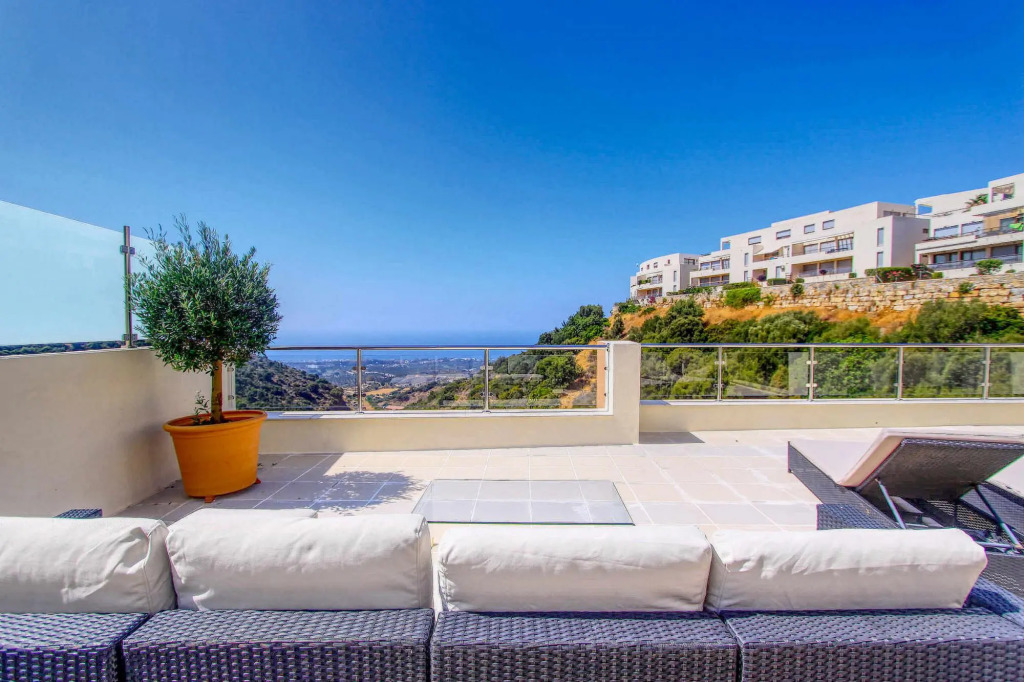1090 - Los Monteros Samara Hill Penthouse