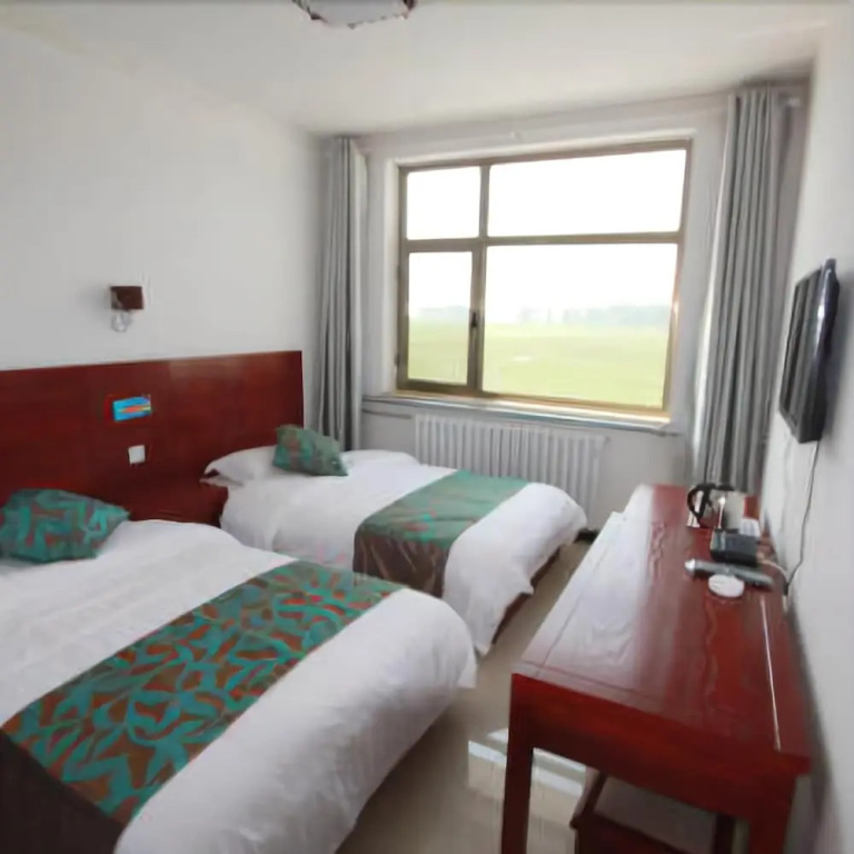 Yijie Holiday Chain Hotel