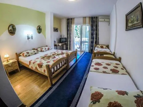 Eldorado Apartments