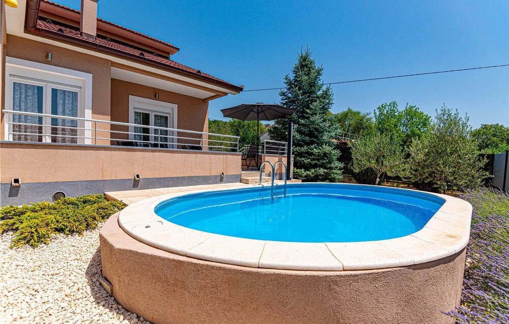 Awesome Home in Badanj With Wifi and 3 Bedrooms