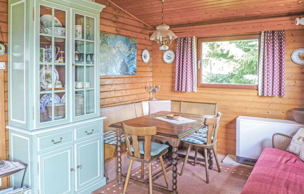Awesome Home in Schlindermanderscheid With 2 Bedrooms and Wifi