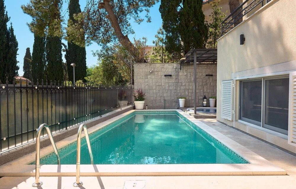 Stunning Home In Split