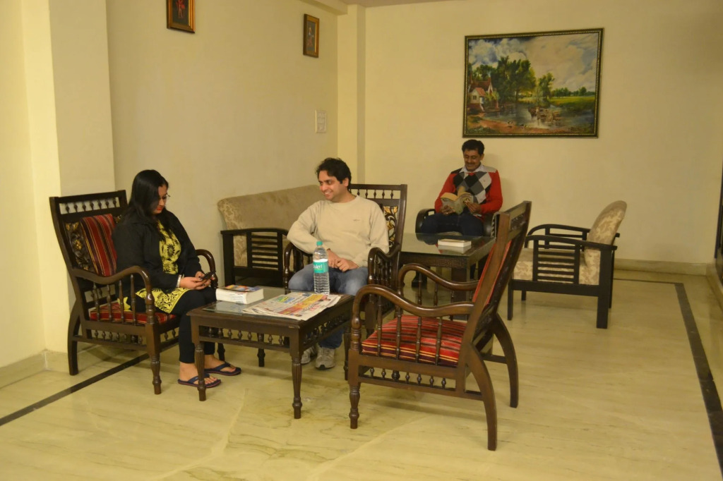 Hotel Apple Villa - New Delhi