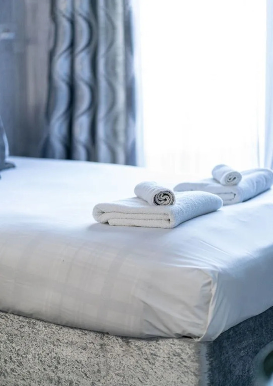 OYO Shore Surf Lodge