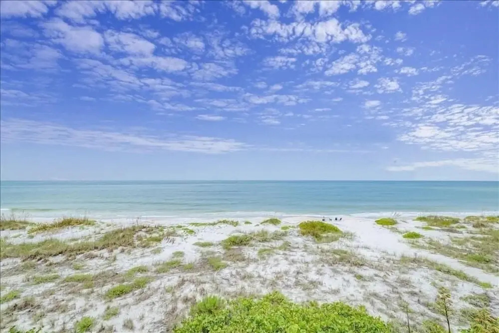 Sea Oats 217 2 Bedroom Home by RedAwning