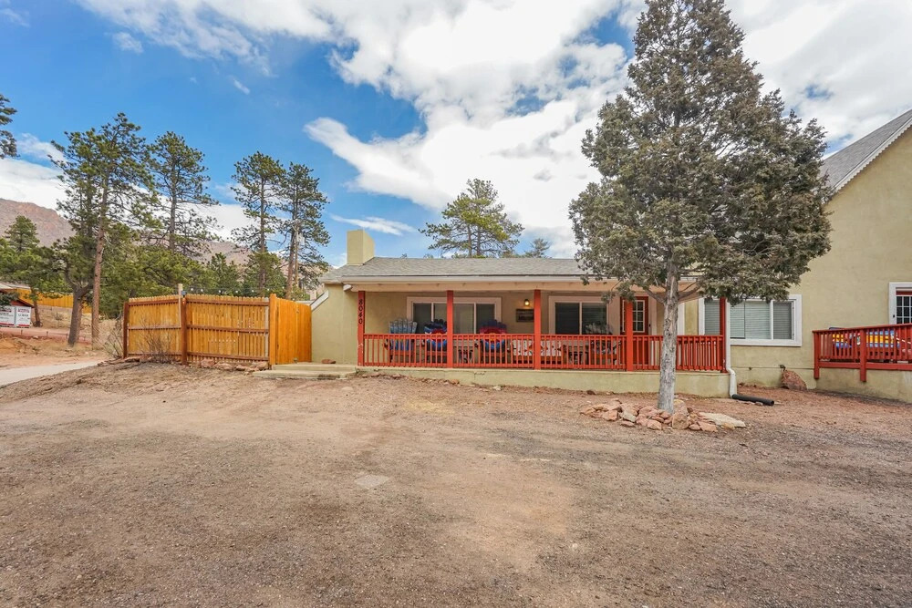 The Pikes Peak Villa -Hot Tub -Mtn Views -Firepit
