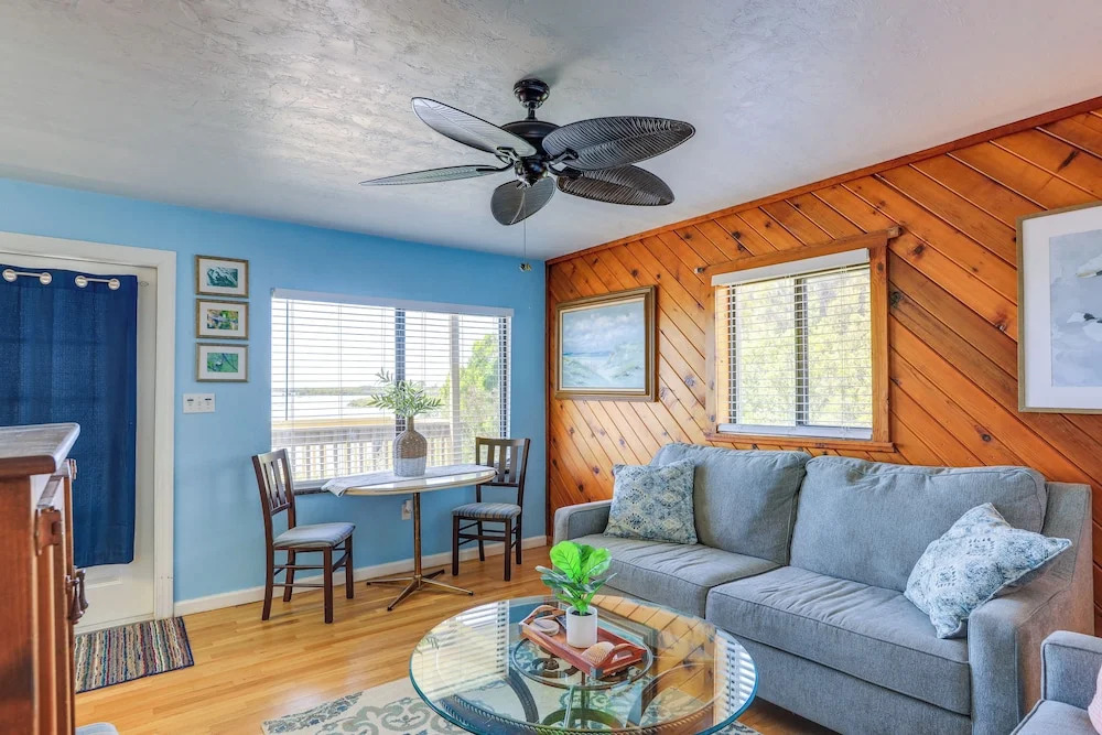Waterfront Cedar Key Duplex Home: Grill & Dock!