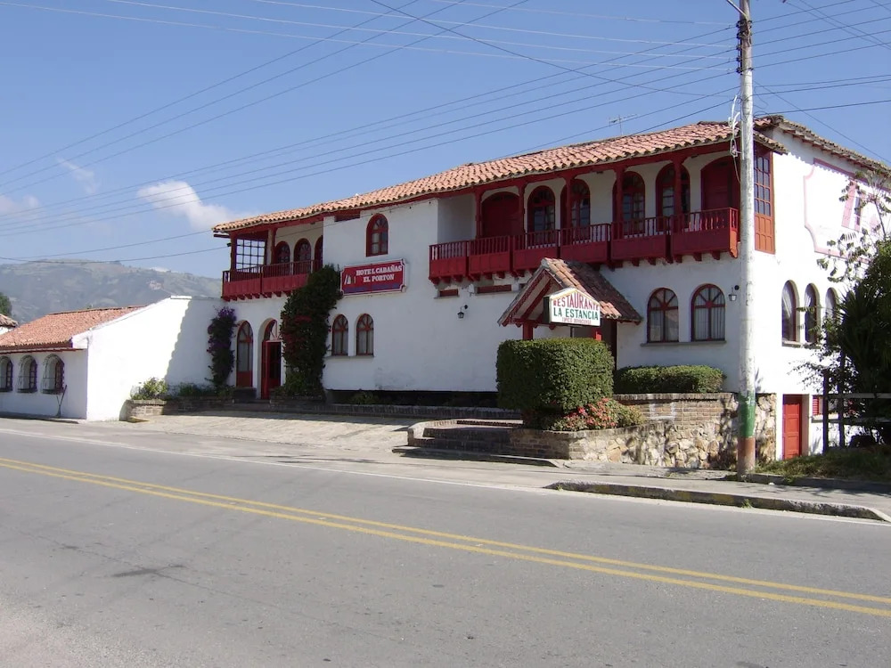 Hotel Casa Blanca