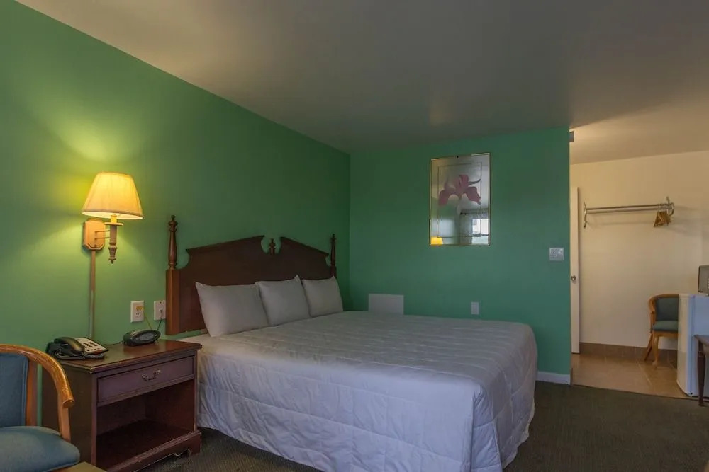 Budget Inn