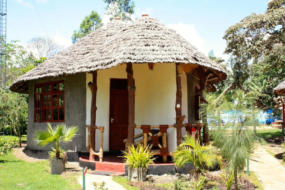 Vijiji Center Lodge and Safari