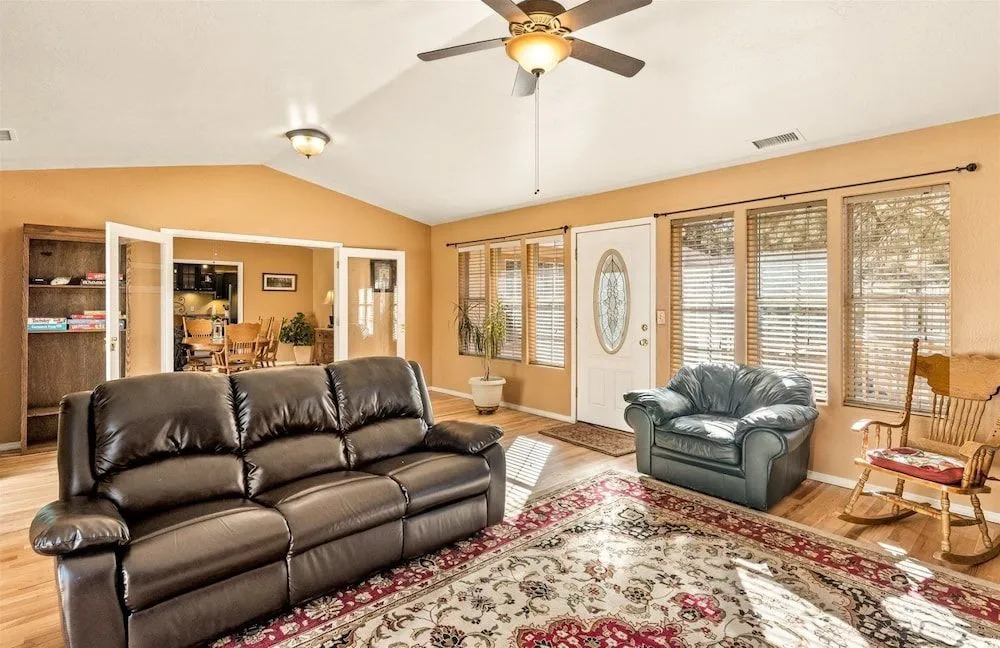 Woodhaven Manor