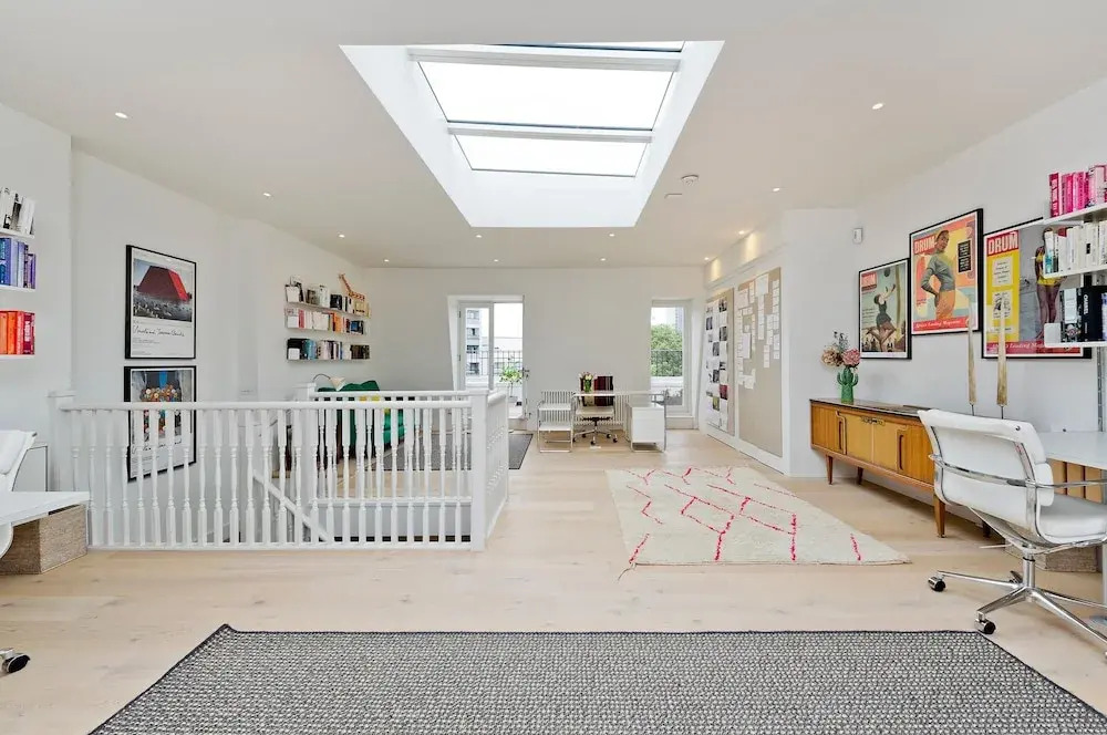 Gorgeous & Grand 5 Bed House, Holland Park