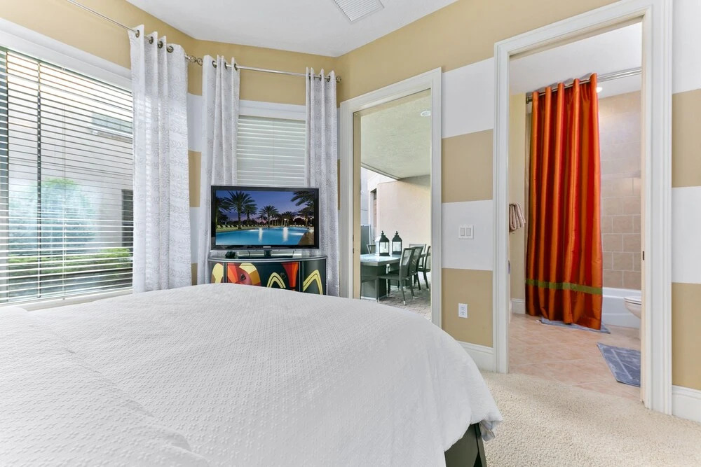 Rvh_374r Golden 6 Bedroom Home