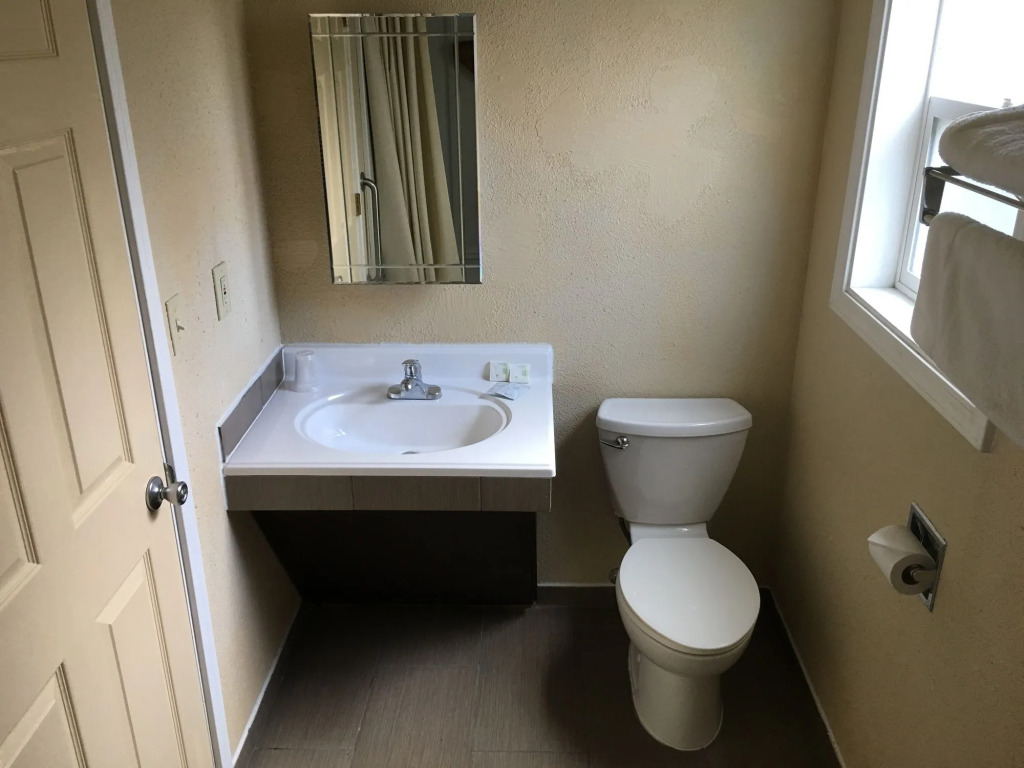 Bend Value Inn