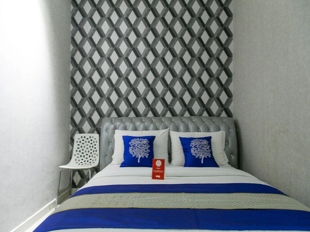 OYO Rooms Fahrenheit Mall