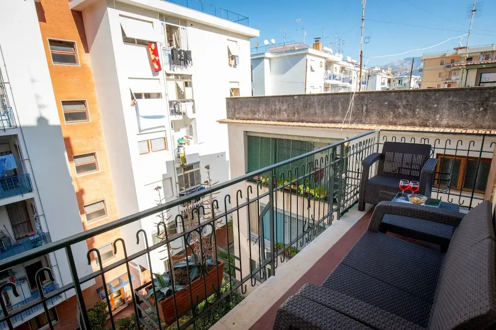 Tasso Apartments