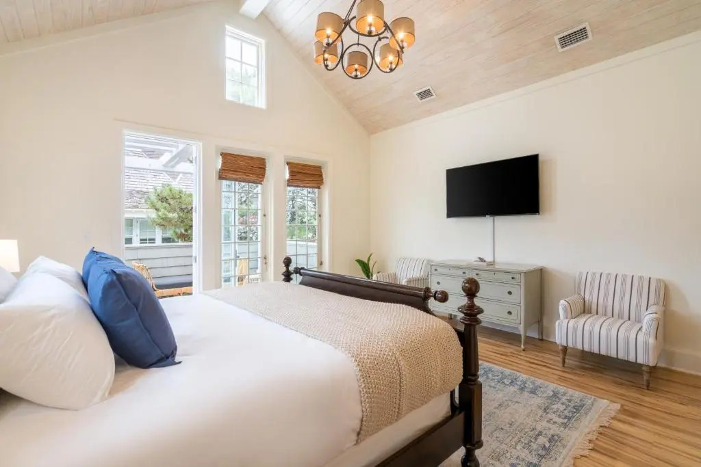 Family Home Beach Access Private Guest House