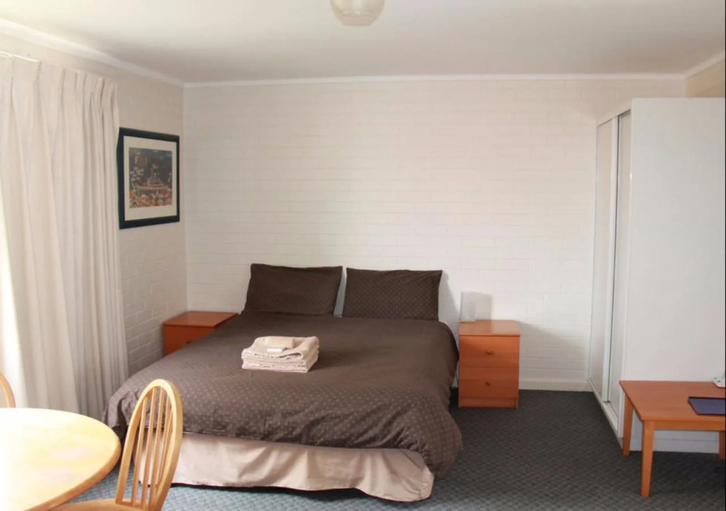 Malibu Apartments - Perth
