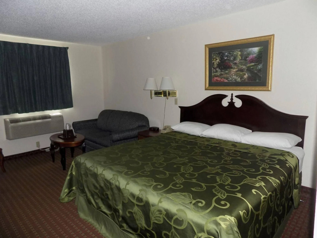 Corning Inn