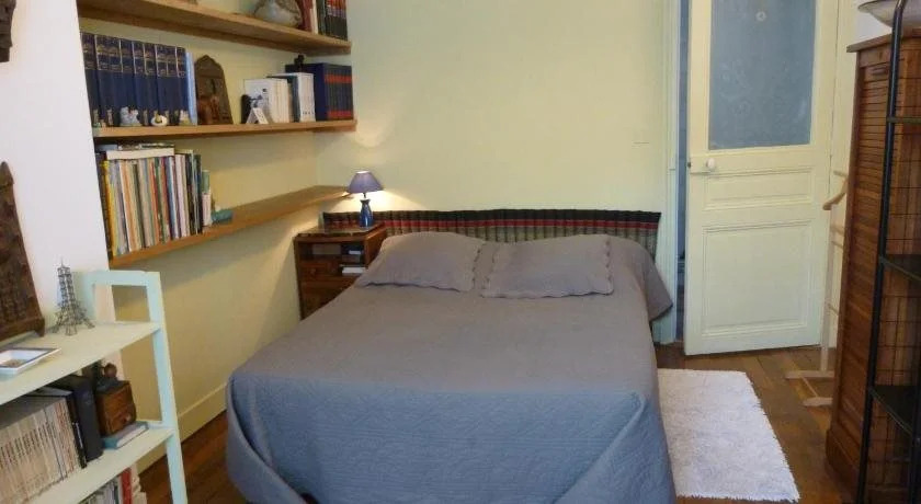 Bed And Breakfast Charonne 2