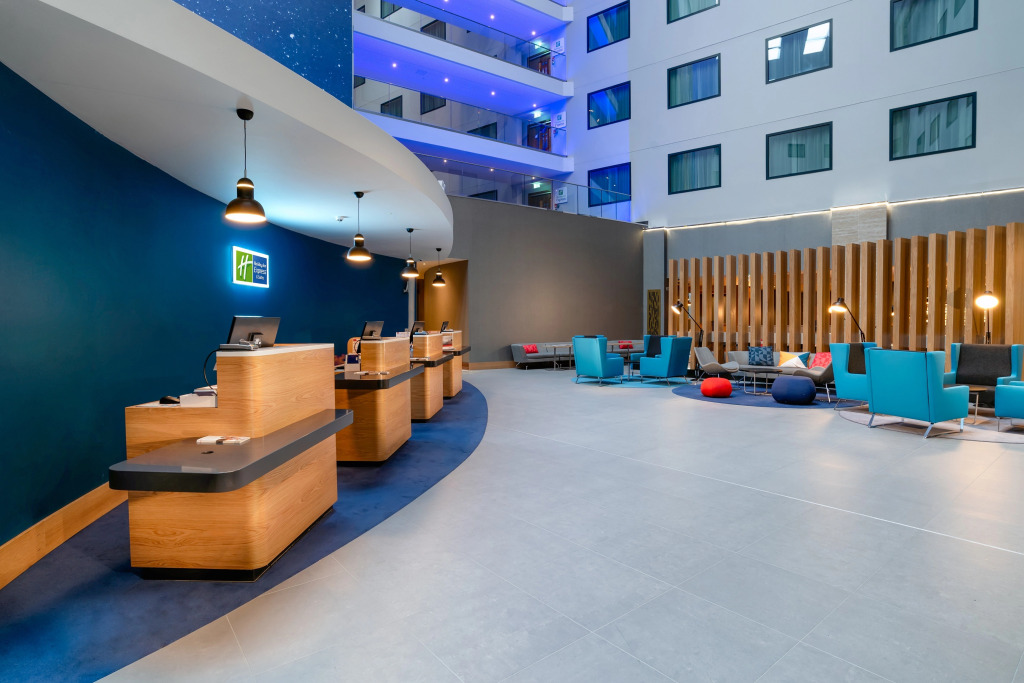 Holiday Inn Express - London Heathrow T4 by IHG