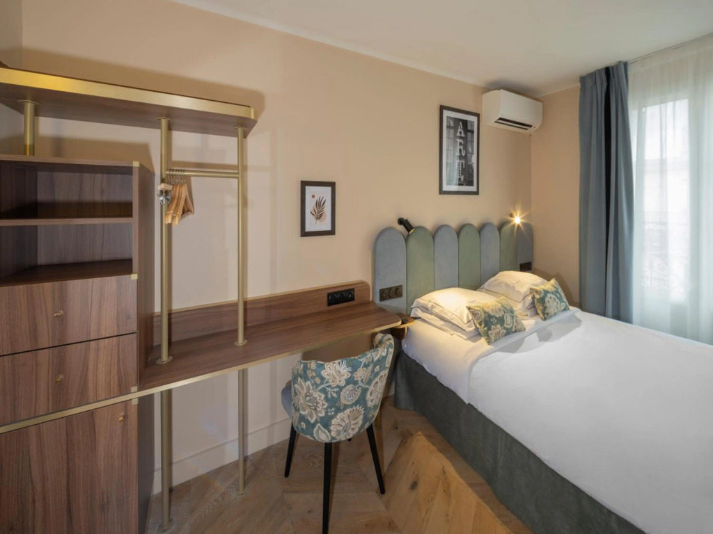 Hotel Boronali