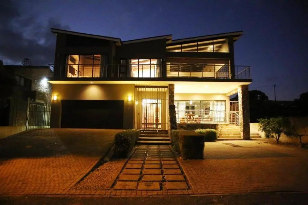 Whalesong Villa