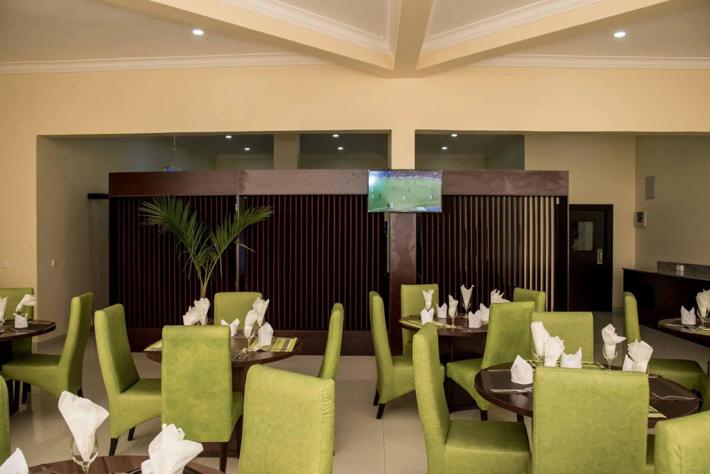 Brookville Hotel & Suites