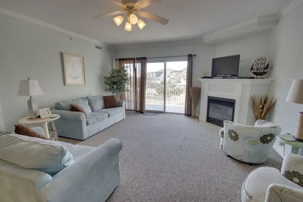 Bahia Vista II 202 - 3 Br Condo