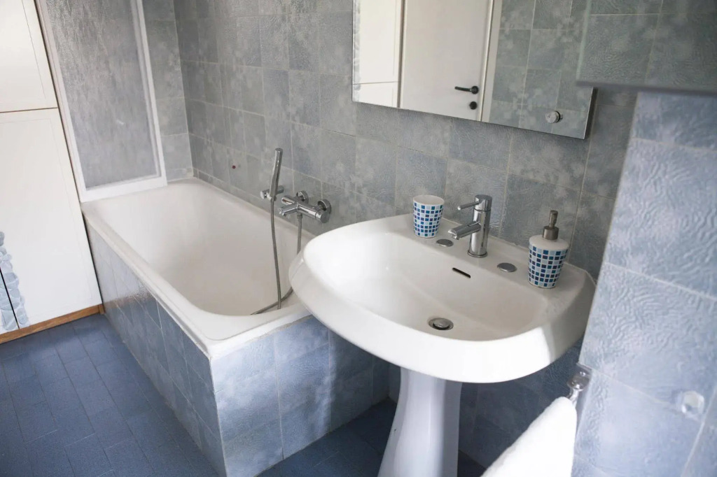 Alessia's Flat - Bright and Spacious
