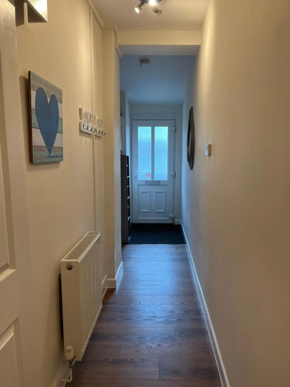 3 BD Ground Floor, Lovely and Spacious Apt on the Edge of Glastonbury and Street