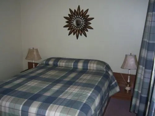 Lakeview Motel & Cottage