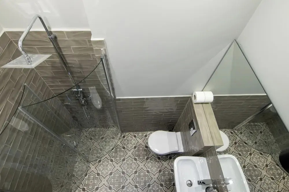 Barbacan Suites - Old Town Apartments - by Upstairs