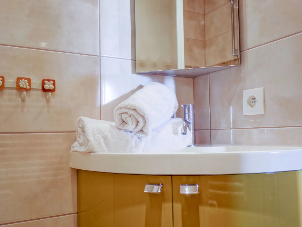 Apartment La Divaria - Le Lac-3 by Interhome