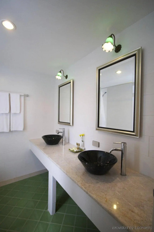 Отель La Petite Salil Sukhumvit 8
