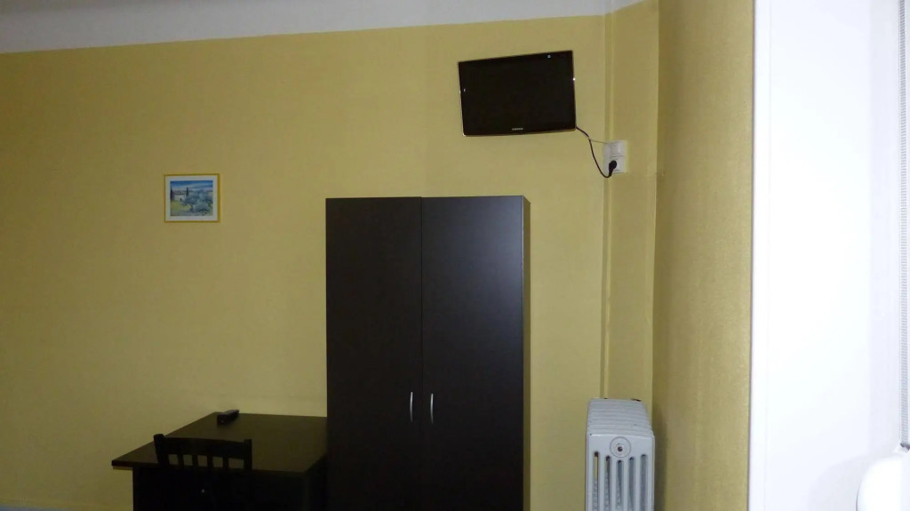 Abc Hotel
