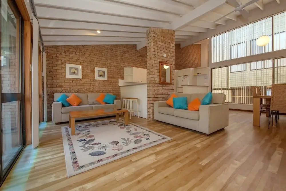 Bay Parklands, Townhouse 15, 2 Gowrie Avenue