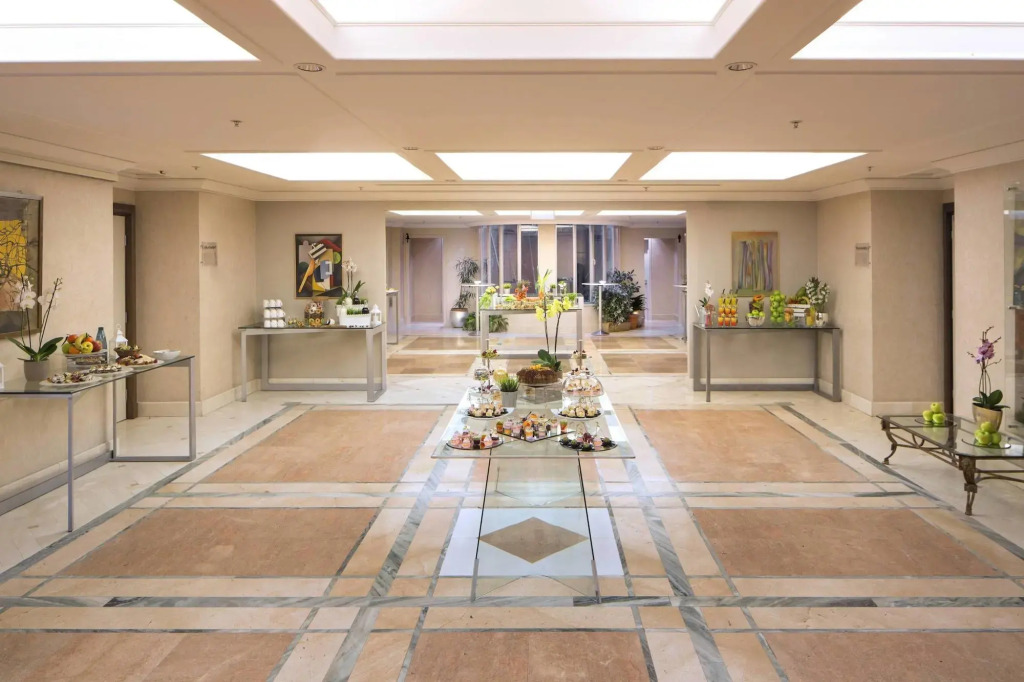 Courtyard by Marriott Rome Central Park