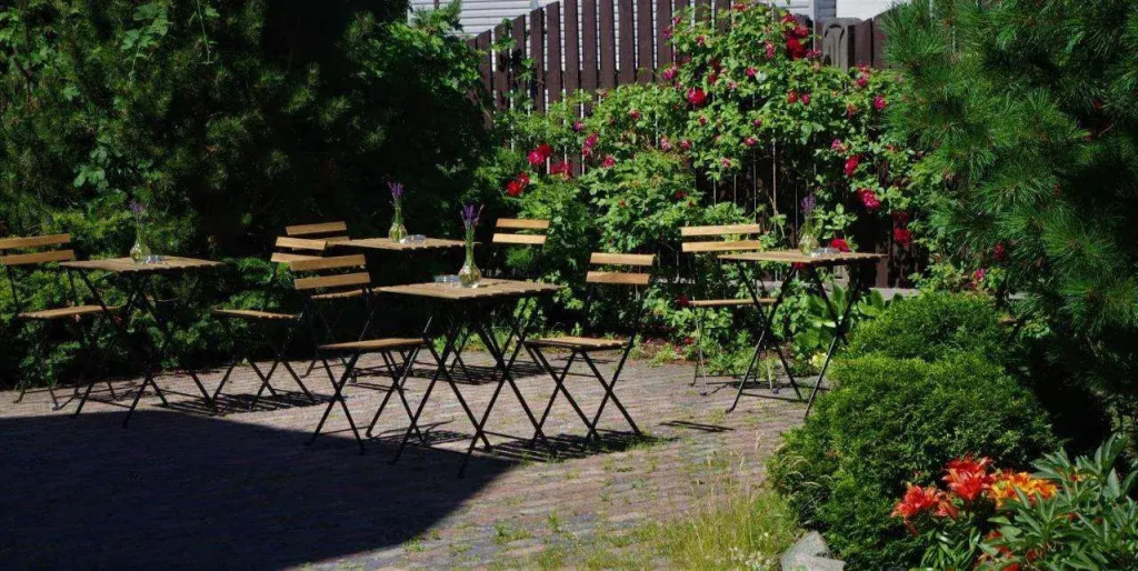 Villand Hotel with Free Private Parking and Self Check In