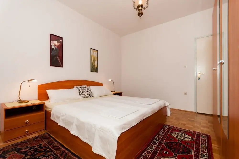 Apartments Diora